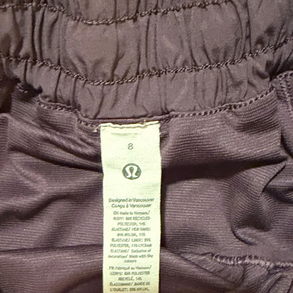 5 pairs of Lululemon Hotty Hot shorts - Multiple Colors - Picture 9 of 11